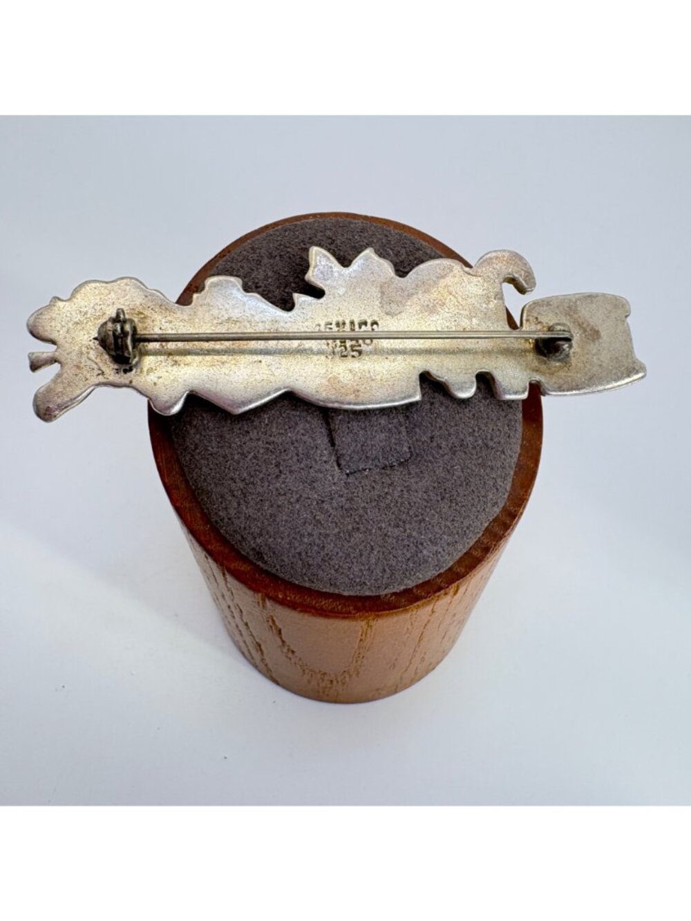 Christmas Holiday Themed Sterling Silver 925 Brooch Size 2.5" Length - Picture 4 of 9